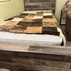 Single /Twin Bed and Dresser Set