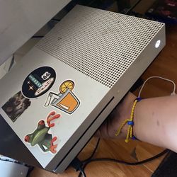 Xbox One S