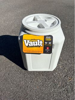 Pet Food Container