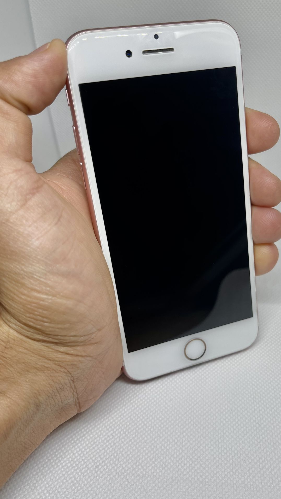 iPhone 7 128gb (UNLOCKED)