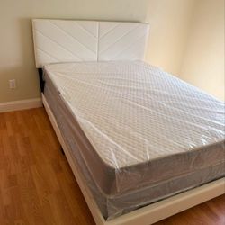 New Queen Size Bed Frame With MATTRESS  Headboard Platform Bed Queen Size With MATTRESS 