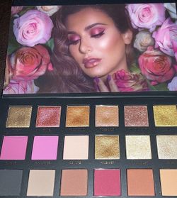 Huda palette