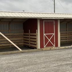 10ft.x32ft. Run-in Shed With Center Tackroom Loafing Shed