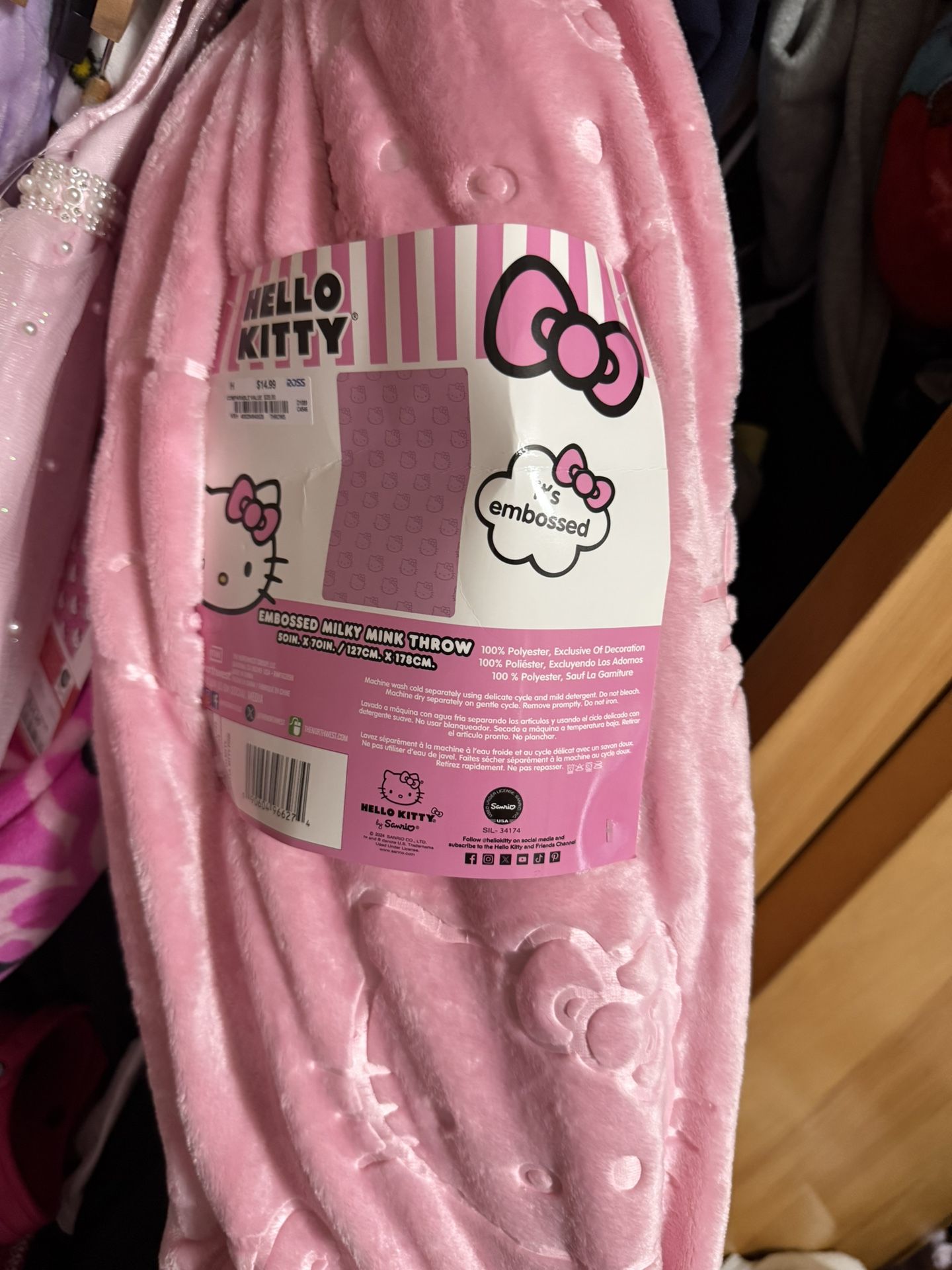 Hello Kitty Blanket