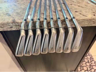 Sim2 Irons 5-pw, aw, sw