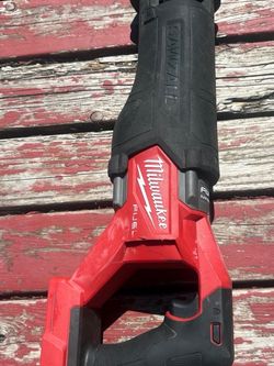 Milwaukee M18 FUEL Sawzall Reciprocating Saw