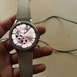 Galaxy Smart Watch Classic 4