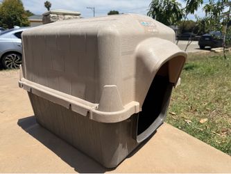 Dog house