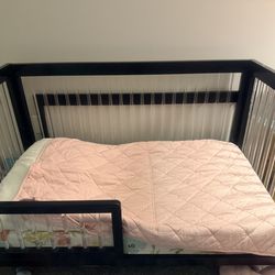 Delta Crib/Toddler Bed