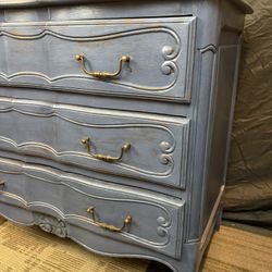3 Drawer Louis XV style Dresser And Matching Side Table 