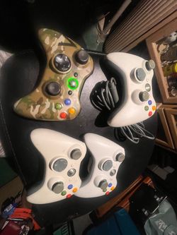 Xbox 360 wireless controllers