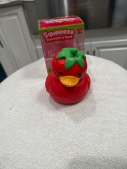 Strawberry duck squishy