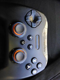 SteelSeries Bluetooth Remote for Android or PlayStation