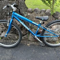 Mouton Bike Like New ( 24 )