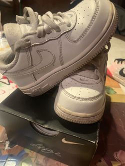Nike Air Force 1s 8c