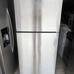 Stainless Steel 18 Cubic Feet Refrigerator 