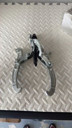 3-Jaw Gear/Bearing Puller - $20 OBO