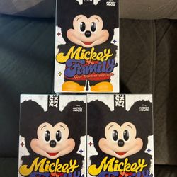 Mickey Family Cute Together Keychain