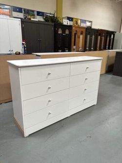 Dresser 8 drawers