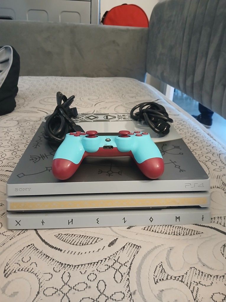 Ps4 pro God Of War Limited Edition