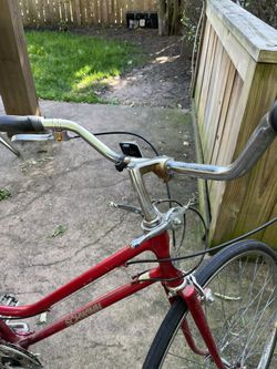 Vintage Ladies Schwinn Bicycle for Sale in Greenville, SC - OfferUp Vintage Ladies Schwinn Bicycle for Sale in Greenville, SC - OfferUp