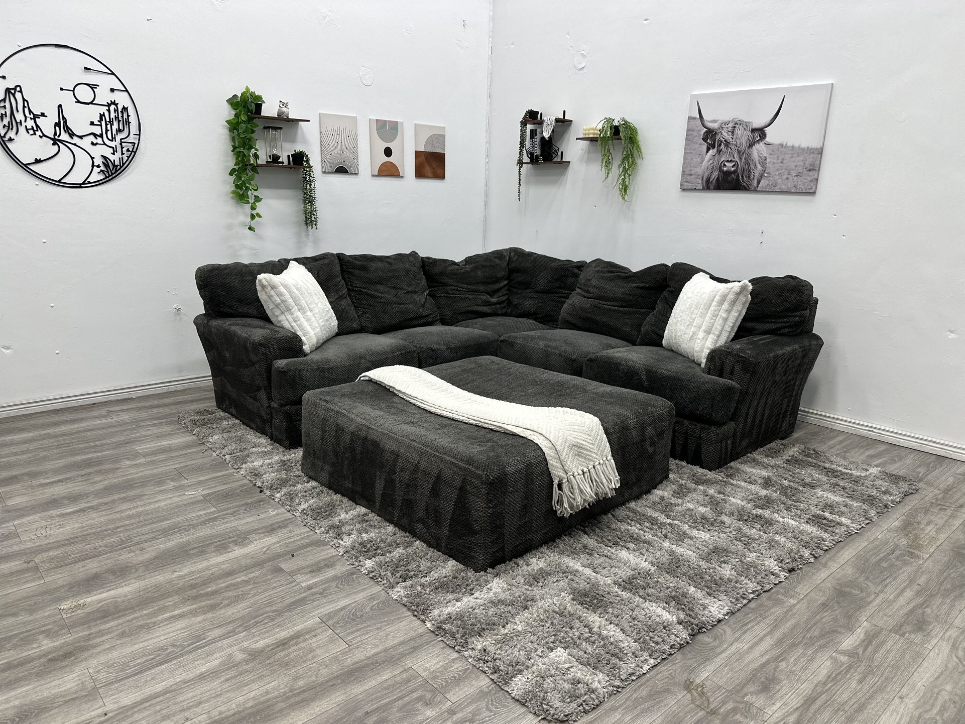 Mammoth Sectional Couch - Free Delivery