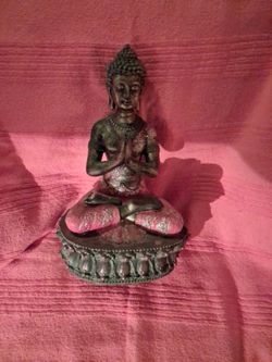 A buddha lady