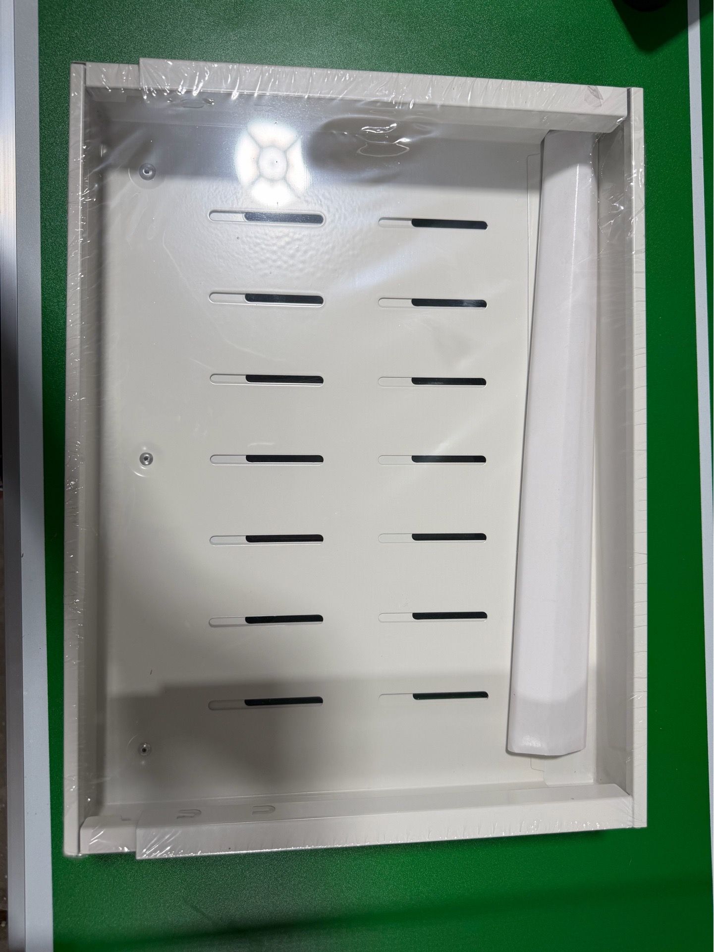 Pull Out Drawer