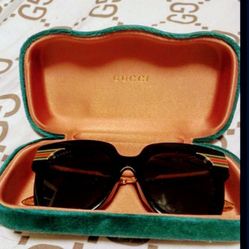  GUCCI Woman Sunglasses