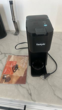 Single cup coffee maker