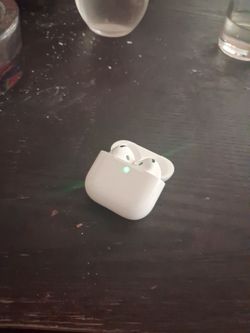Apple Air Pod Headphones 5