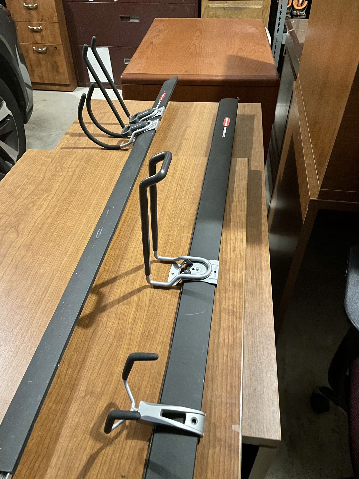 Rubbermaid Fast Track Garage Storage