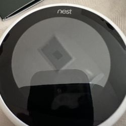 Nest 3rd Generation Thermostat. Electronic. WiFi. Control With iPhone Or Samsung Phones. 