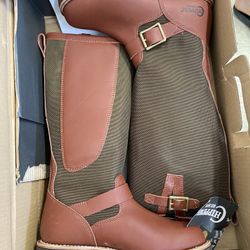 Chippewa Women Boots Size 7 M