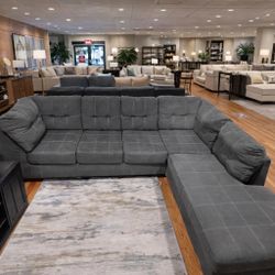 NO DEPOSIT FREE DELIVERY 🚚 Grey Leaped Sectional Couch 