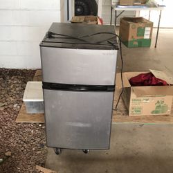 Mini Refrigerator Freezer