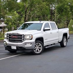 2017 GMC SIERRA. SLT. 5.3L. V8. 4X4.