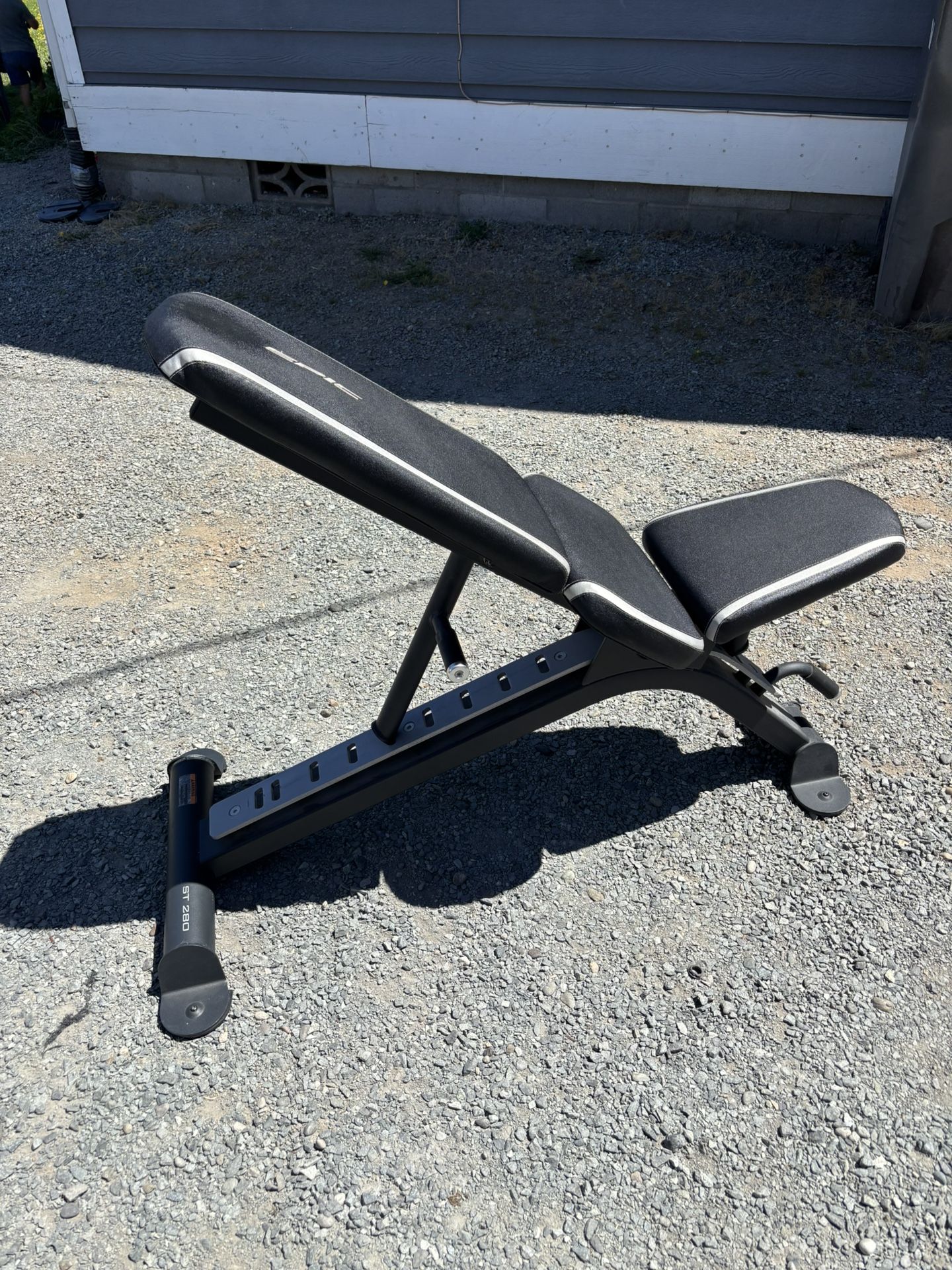 Weight Bench