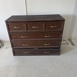 Murphy Bed in cabinet