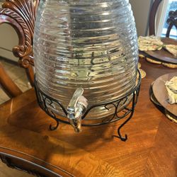 Beverage Dispenser Read Description 