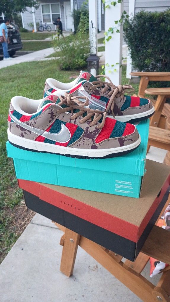 Freddy Krueger Dunks Men's Size 10