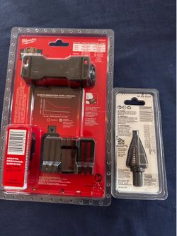 Head lamp with drill bit set estimate price 140$