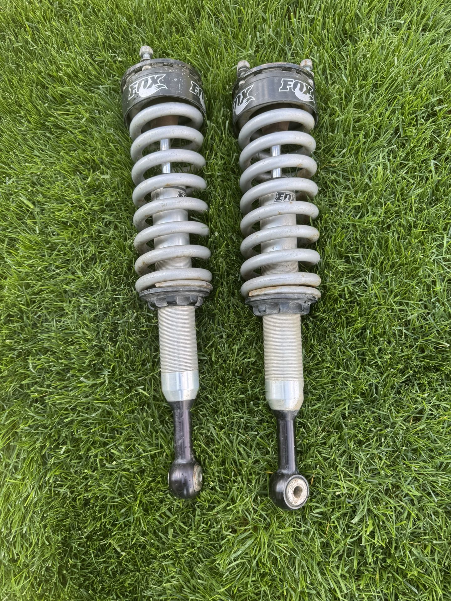 2.0 Fox Performance Series Shocks