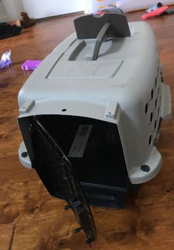 Pet carrier