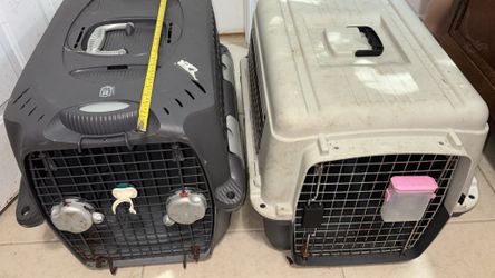 2 x Dog cage