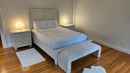 White Wood Bedroom Furniture Set