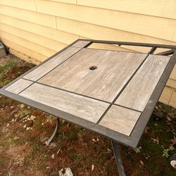 Free patio table