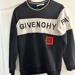 Givenchy Sweatshirt - Size S