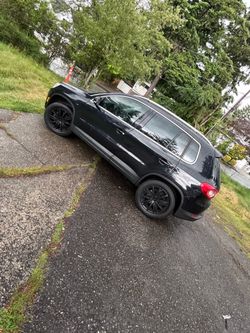 2011 Volkswagen Tiguan · 2.0T 4Motion Sport Utility 4D