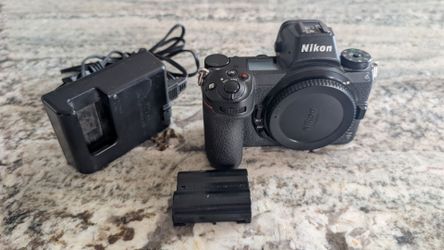 Nikon Z7 Series Mirrorless Camera Body